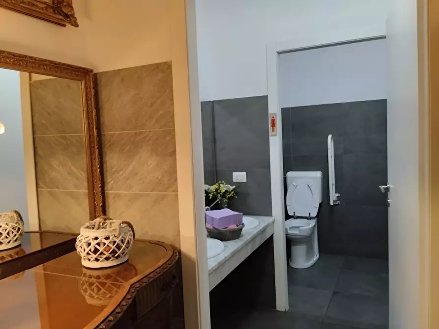 Immagine 13 di Bar / Ristorante in vendita  in VIA GIORDANO BRUNO 168/B a Torino