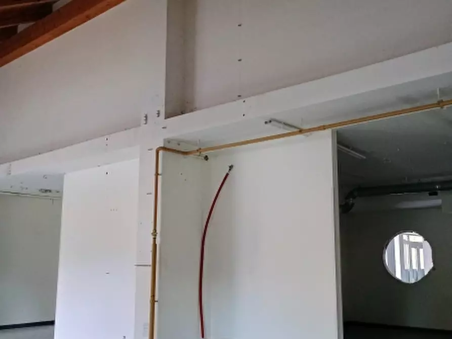 Immagine 16 di Locale commerciale in affitto  in Corso Moncalieri 256 a Torino