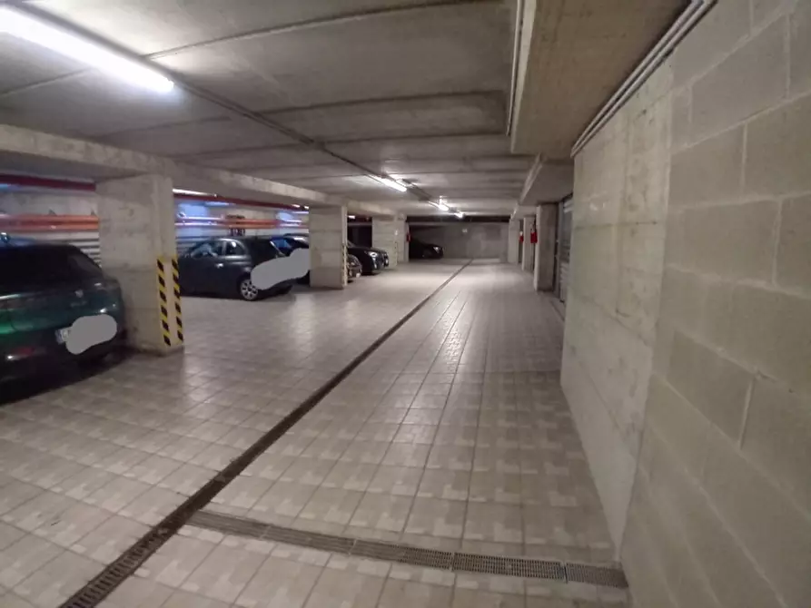 Immagine 18 di Locale commerciale in affitto  in Corso Moncalieri 256 a Torino