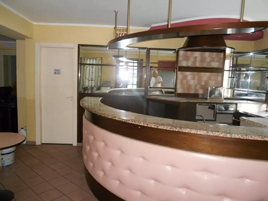 Immagine 4 di Bar / Ristorante in affitto  a Torino