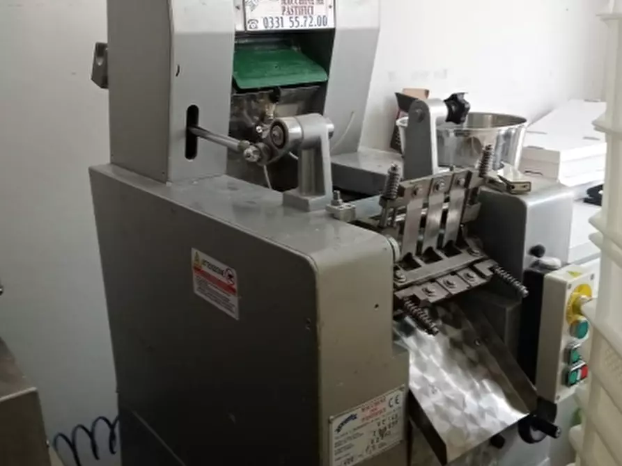 Immagine 33 di Attività commerciale in vendita  in STRADALE LANZO 13 a Balangero