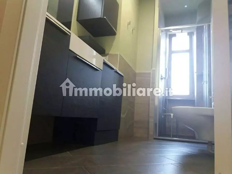 Immagine 13 di Appartamento in vendita  a Torino