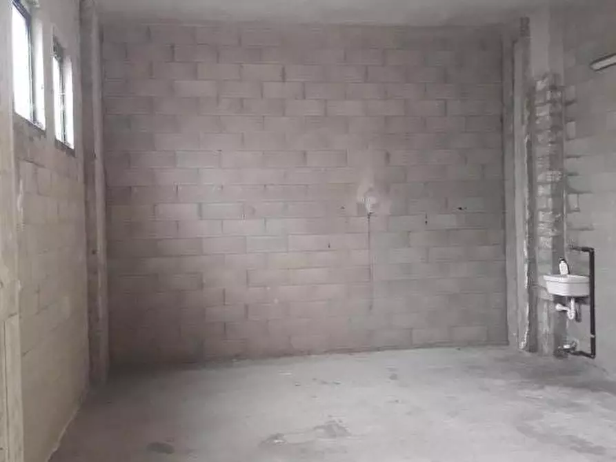 Immagine 7 di Garage in vendita  a Torino