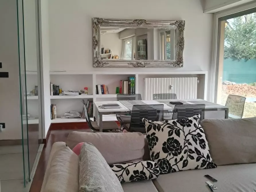 Immagine 2 di Appartamento in vendita  a Torino