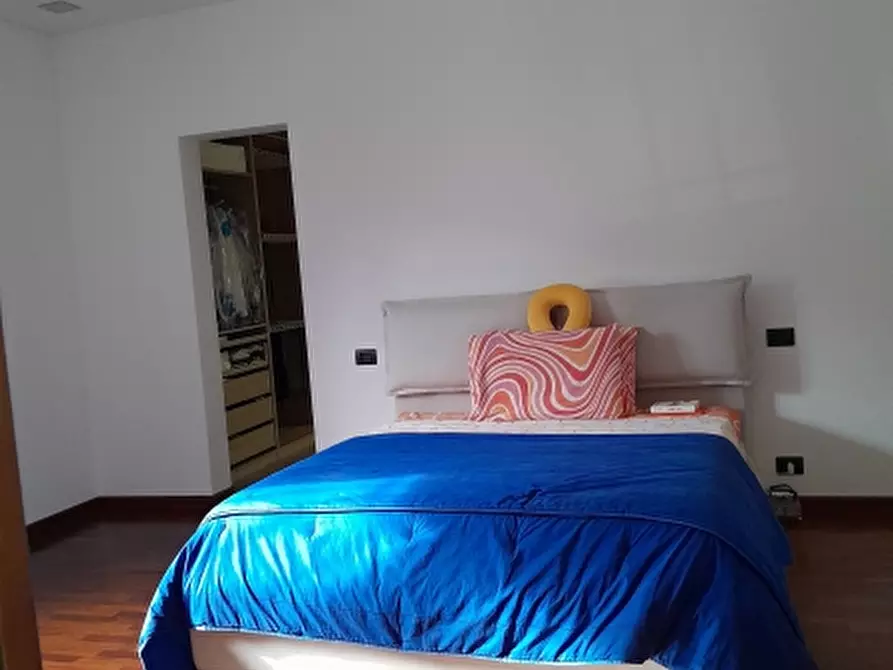 Immagine 15 di Appartamento in vendita  a Torino