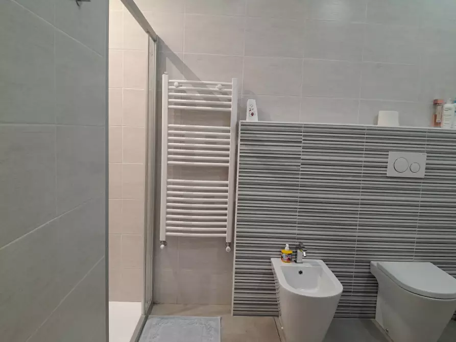 Immagine 18 di Appartamento in vendita  a Torino