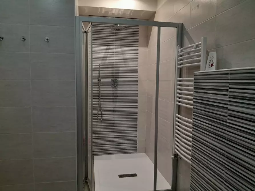 Immagine 19 di Appartamento in vendita  a Torino