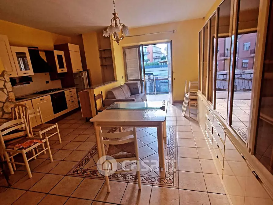 Immagine 1 di Appartamento in vendita  in Via Pietro Nenni 7 a Vallerano