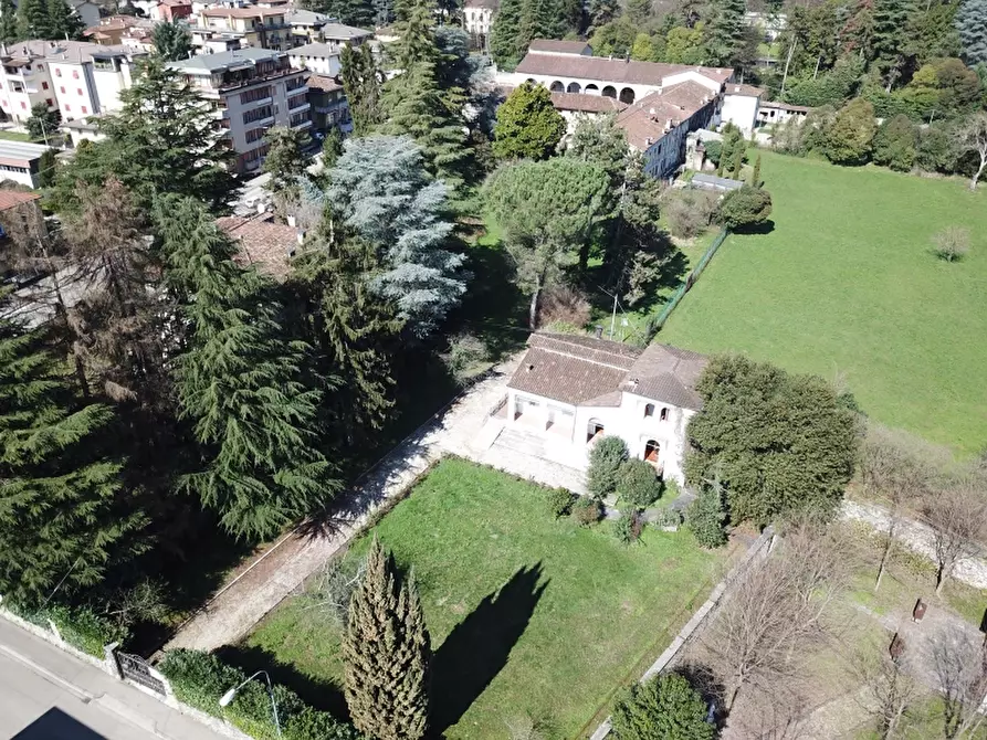 Immagine 1 di Villa in vendita  in Via San Cristoforo 26 a Valdagno