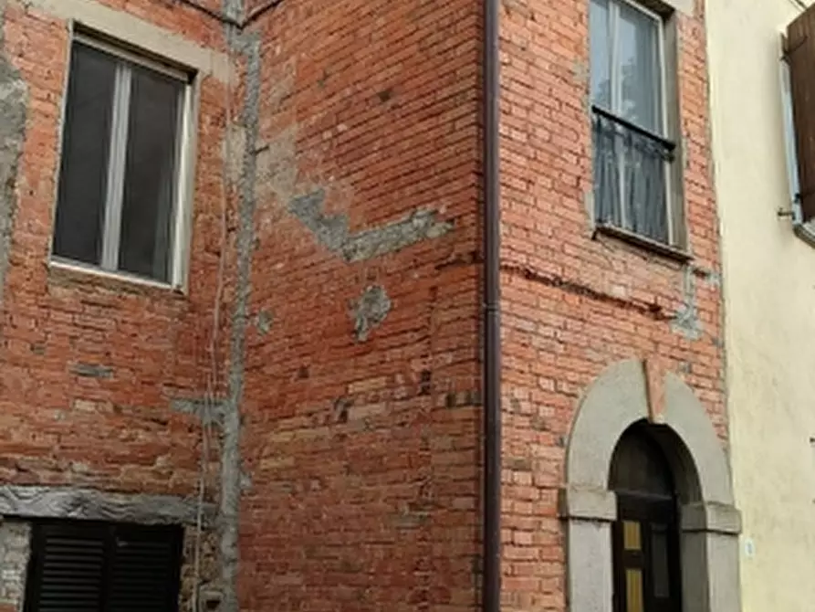 Immagine 1 di Porzione di casa in vendita  in Via della Sapienza a Magione