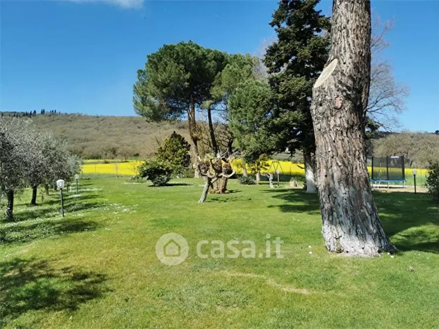Immagine 8 di Rustico / casale in vendita  in Via dell'Arco a Magione