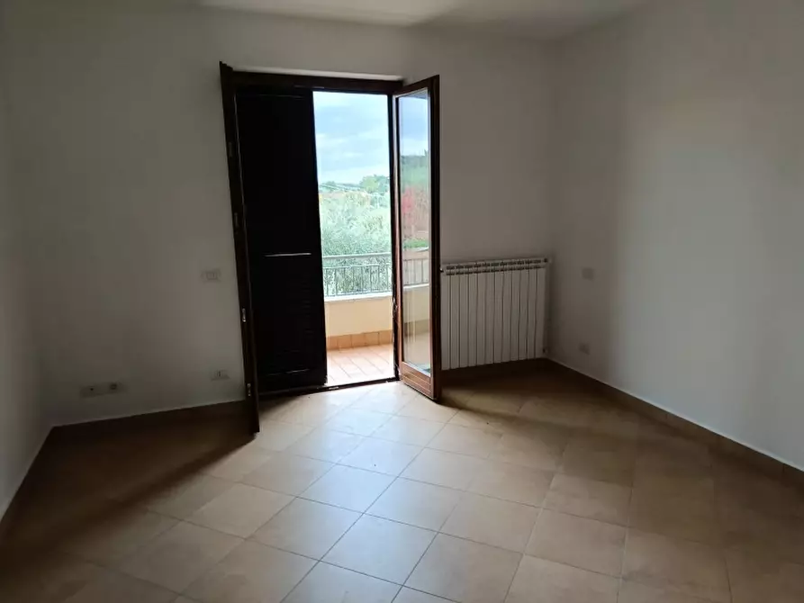 Immagine 37 di Villa in vendita  in Sanfatucchio a Castiglione Del Lago