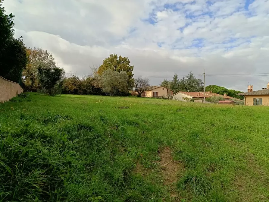 Immagine 4 di Terreno residenziale in vendita  in Vocabolo il Poggio a Città Della Pieve
