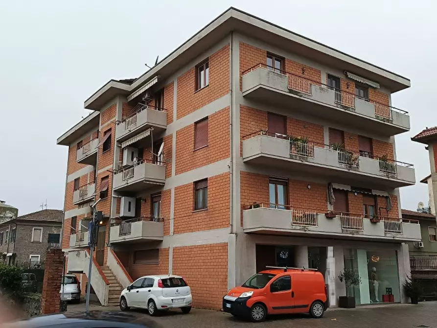Immagine 1 di Appartamento in vendita  in Viale I° Maggio a Cortona