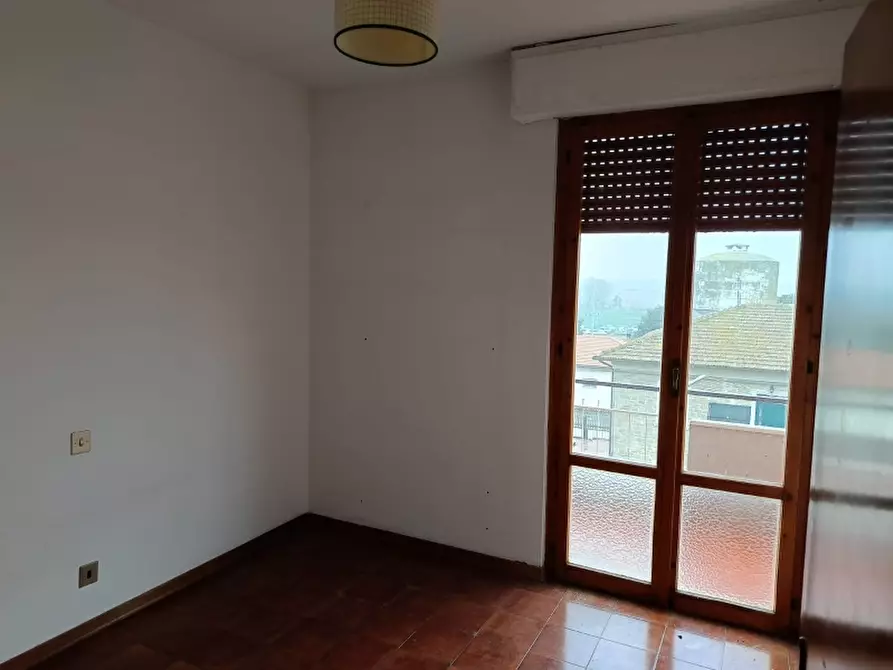 Immagine 17 di Appartamento in vendita  in Viale I° Maggio a Cortona