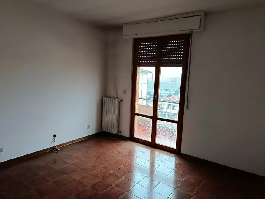 Immagine 18 di Appartamento in vendita  in Viale I° Maggio a Cortona