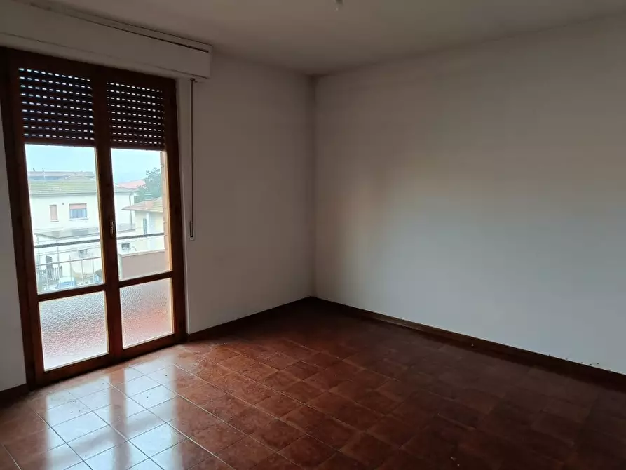 Immagine 20 di Appartamento in vendita  in Viale I° Maggio a Cortona