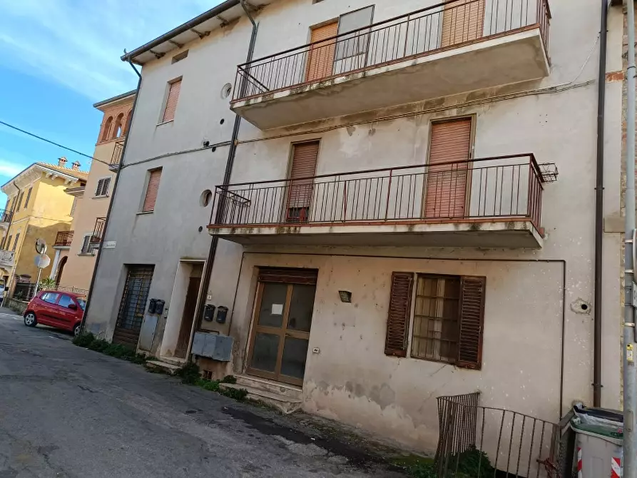 Immagine 1 di Appartamento in vendita  in Via Belveduto 3 a Castiglione Del Lago