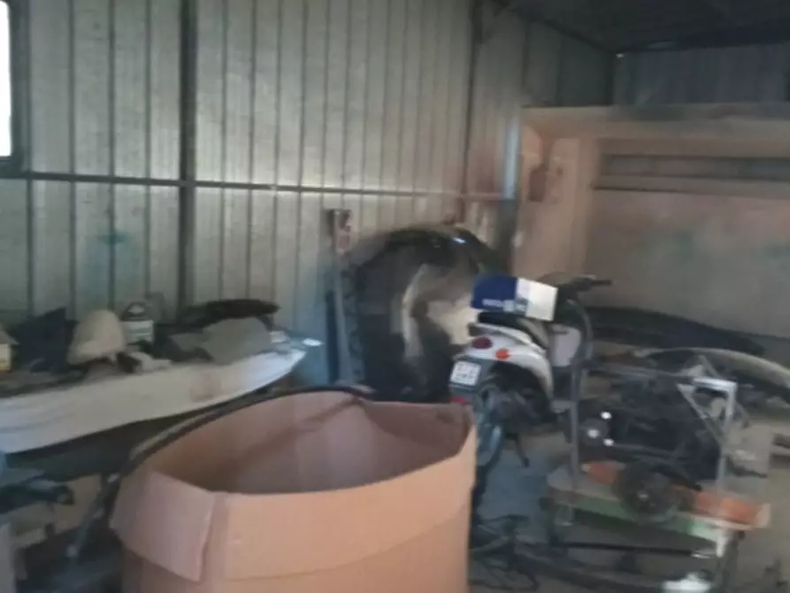 Immagine 16 di Locale commerciale in vendita  in Via Ponchielli 1 a Corciano