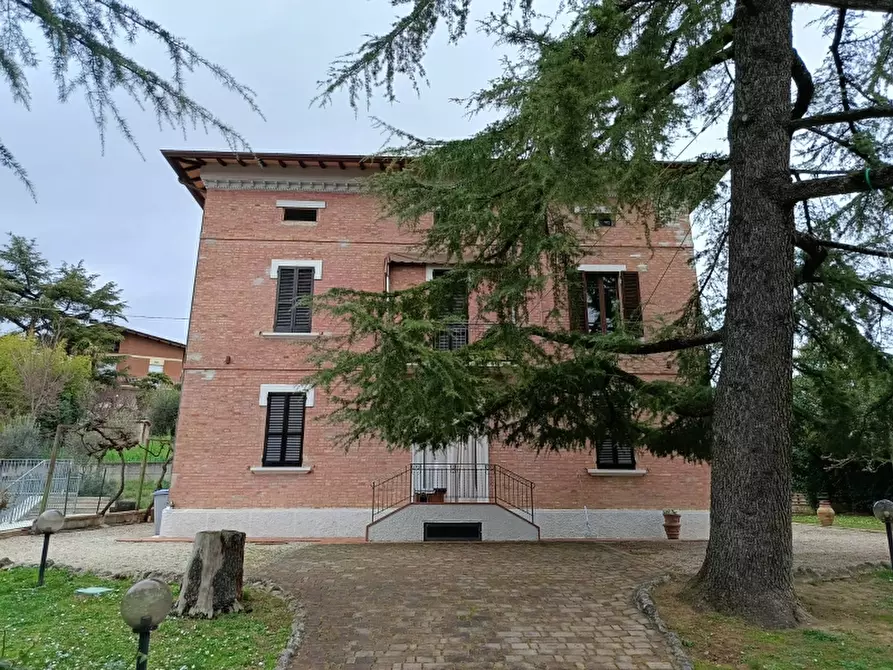 Immagine 8 di Villa in vendita  in Strada Gualdese 22 a Perugia