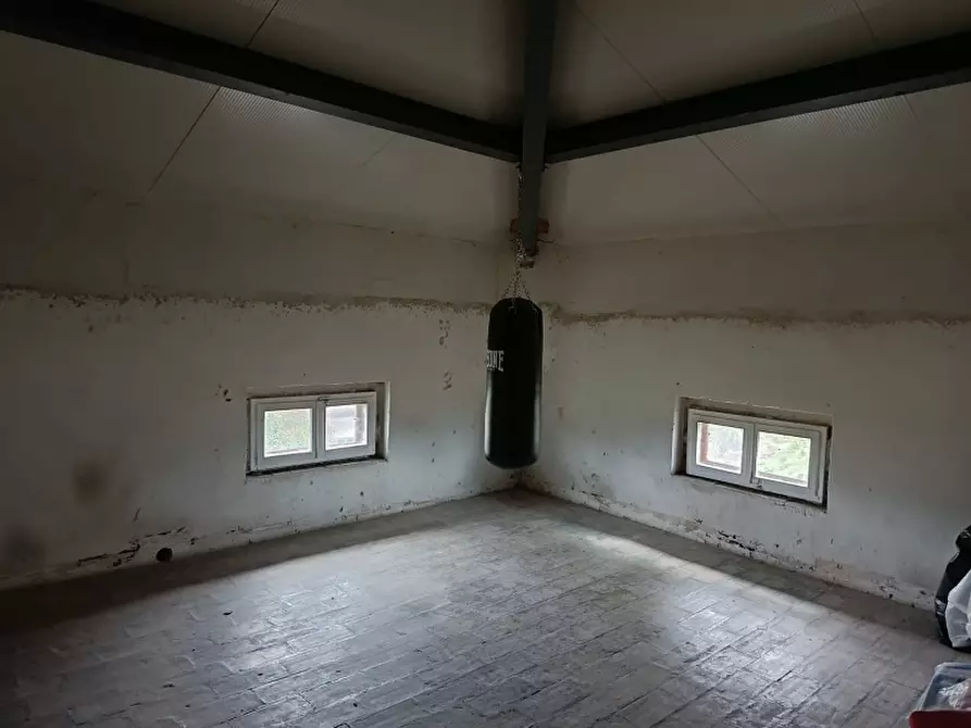 Immagine 26 di Villa in vendita  in Strada Gualdese 22 a Perugia