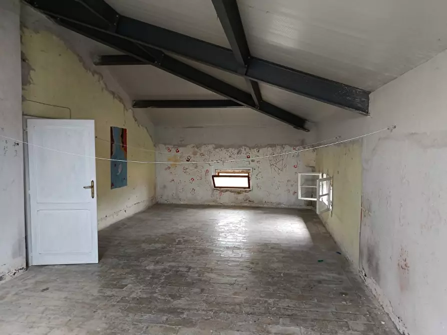 Immagine 28 di Villa in vendita  in Strada Gualdese 22 a Perugia