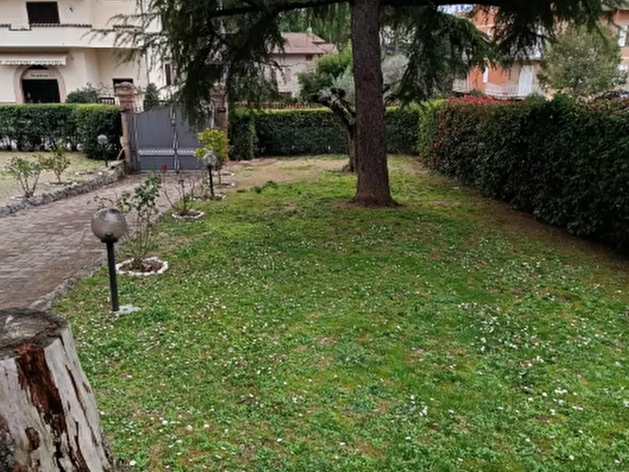 Immagine 5 di Villa in vendita  in Strada Gualdese 22 a Perugia