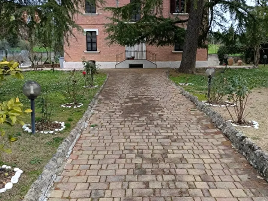 Immagine 6 di Villa in vendita  in Strada Gualdese 22 a Perugia