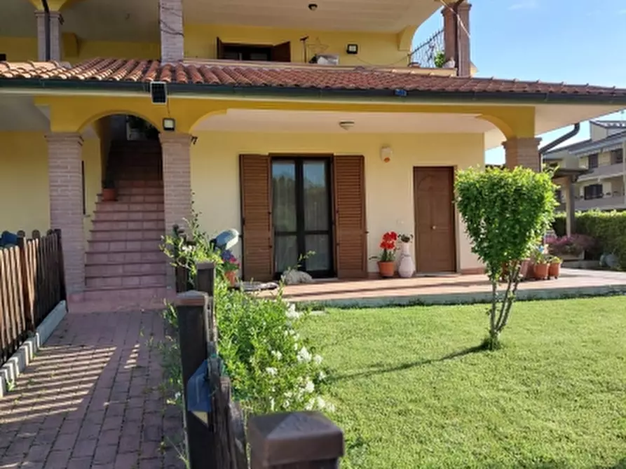 Immagine 3 di Casa semindipendente in vendita  in Via Frà Filippo Longo 162 a Magione