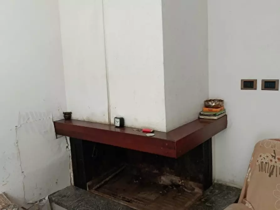 Immagine 2 di Palazzo in vendita  in Via Toscana a Castiglione Del Lago