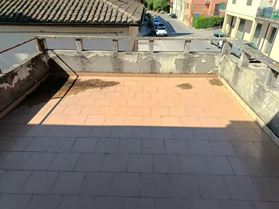 Immagine 16 di Palazzo in vendita  in Via Toscana a Castiglione Del Lago