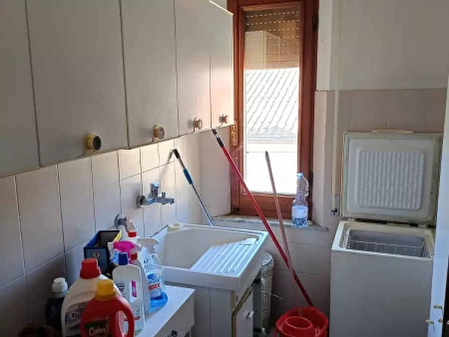 Immagine 19 di Palazzo in vendita  in Via Toscana a Castiglione Del Lago