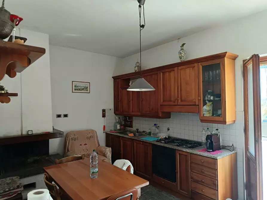 Immagine 6 di Palazzo in vendita  in Via Toscana a Castiglione Del Lago