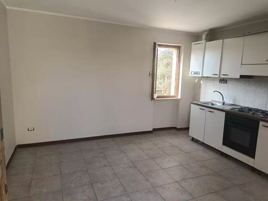 Immagine 6 di Appartamento in vendita  in Via Frà Filippo Longo a Magione