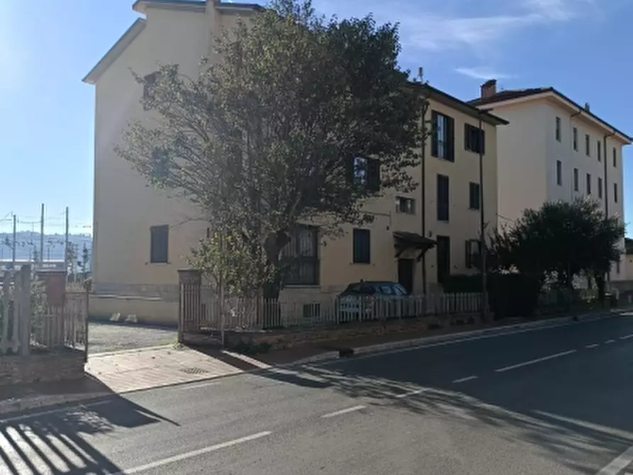 Immagine 11 di Appartamento in vendita  in Via Mazzini a Chiusi