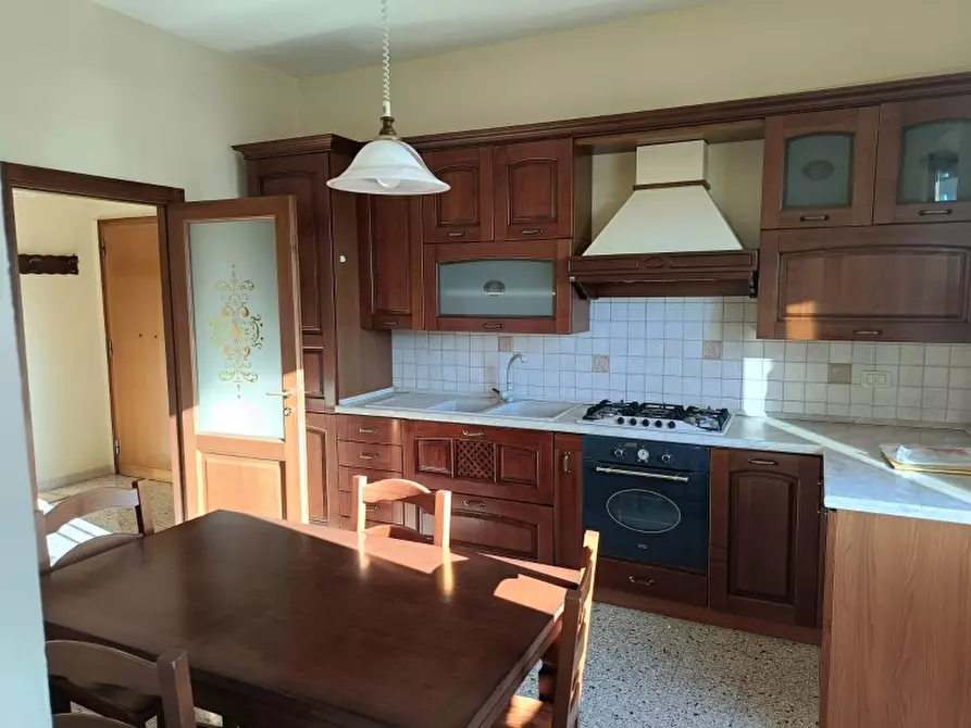 Immagine 13 di Appartamento in vendita  in Via Mazzini a Chiusi