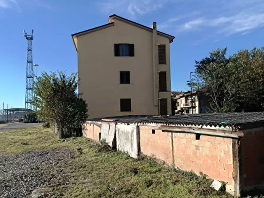 Immagine 8 di Appartamento in vendita  in Via Mazzini a Chiusi