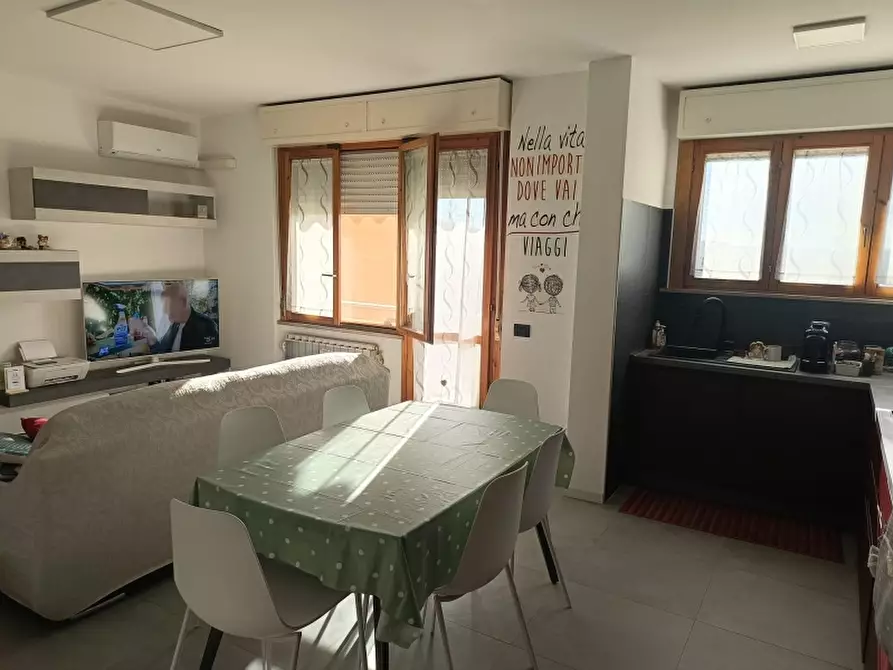 Immagine 2 di Appartamento in vendita  in Via Rondolina 25 a Magione