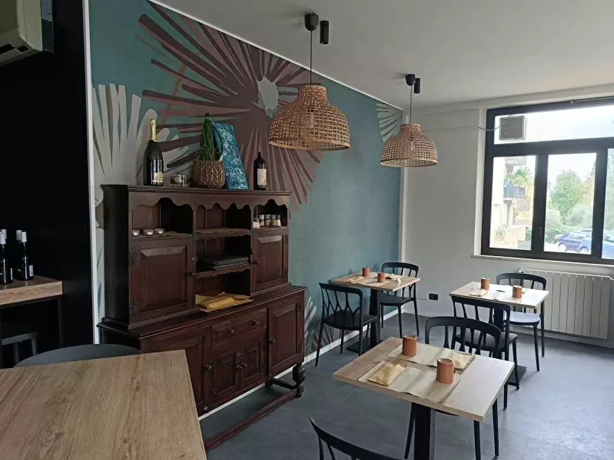 Immagine 3 di Attività commerciale in affitto  in Via Garibaldi a Chiusi