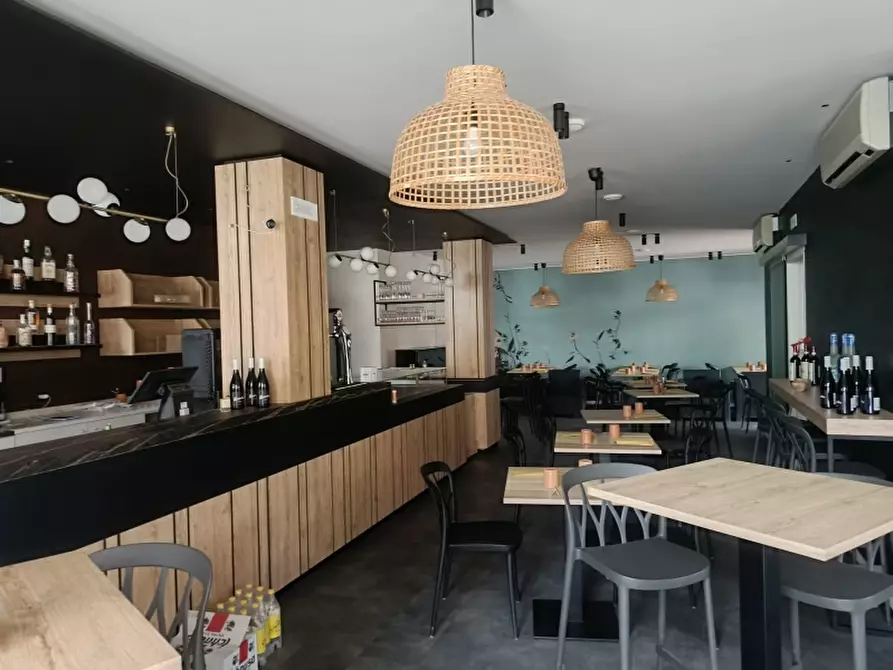 Immagine 5 di Attività commerciale in affitto  in Via Garibaldi a Chiusi