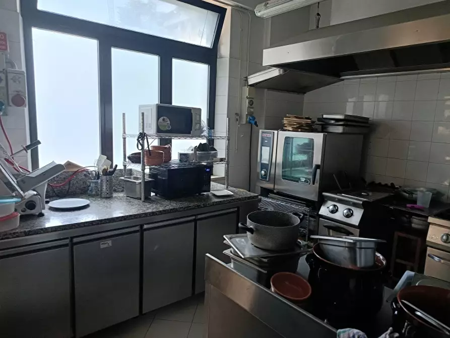 Immagine 6 di Attività commerciale in affitto  in Via Garibaldi a Chiusi