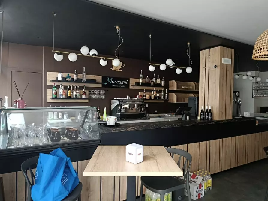 Immagine 7 di Attività commerciale in affitto  in Via Garibaldi a Chiusi