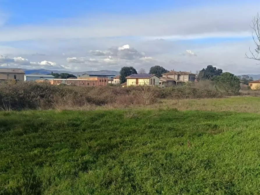 Immagine 2 di Terreno residenziale in vendita  in Via O.D'Agostino a Castiglione Del Lago