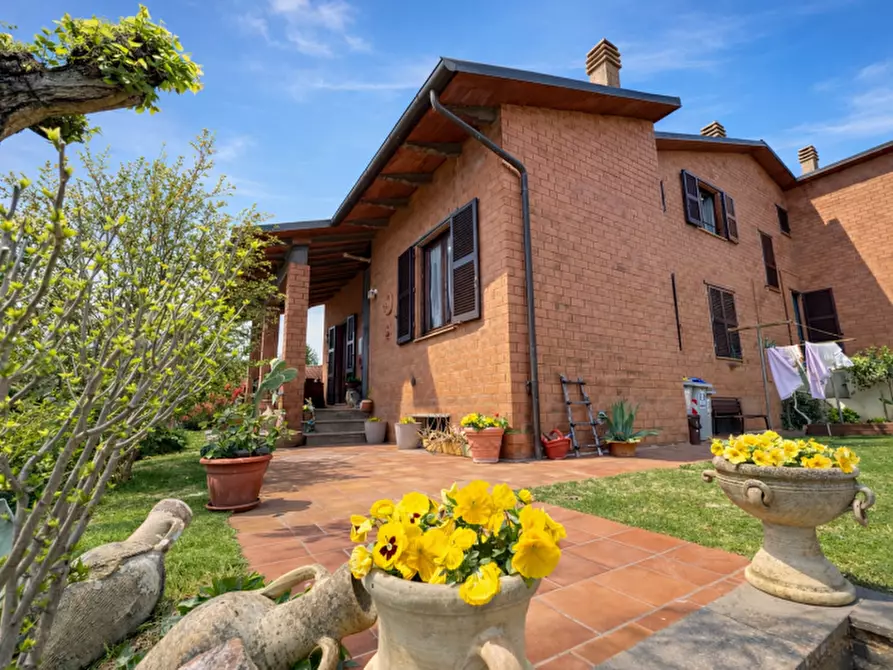 Immagine 2 di Villetta a schiera in vendita  in Via Santini a Città Della Pieve