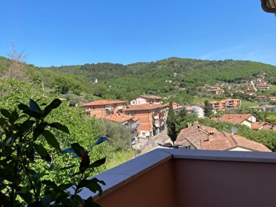 Immagine 9 di Appartamento in vendita  in Via Garibaldi a Magione