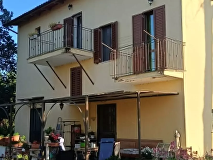 Immagine 1 di Casa indipendente in vendita  in Via dell'Anguillara a Castiglione Del Lago