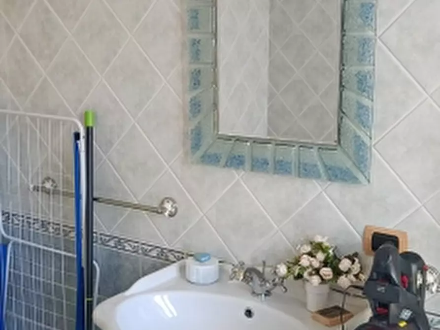 Immagine 20 di Casa indipendente in vendita  in Via dell'Anguillara a Castiglione Del Lago