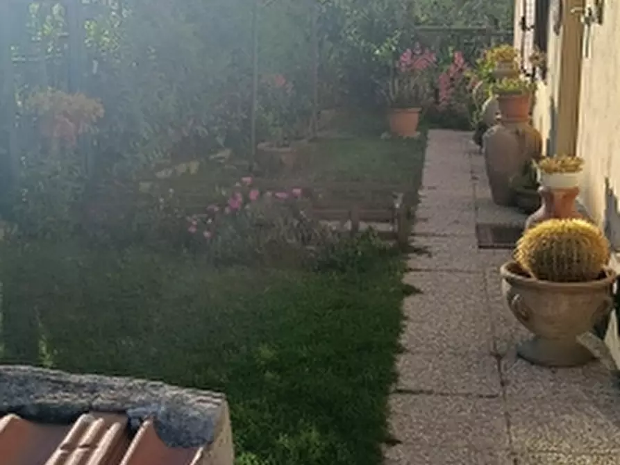 Immagine 9 di Casa indipendente in vendita  in Via dell'Anguillara a Castiglione Del Lago