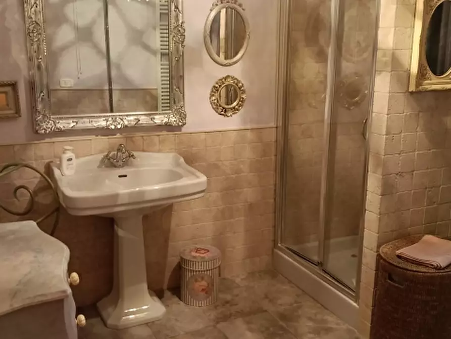 Immagine 13 di Palazzo in vendita  in Via Garibaldi a Città Della Pieve