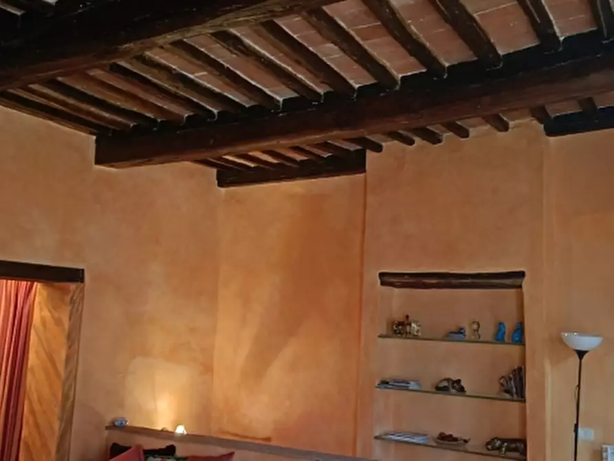 Immagine 3 di Palazzo in vendita  in Via Garibaldi a Città Della Pieve
